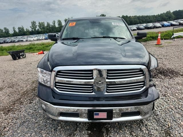 2017 RAM 1500 SLT 5