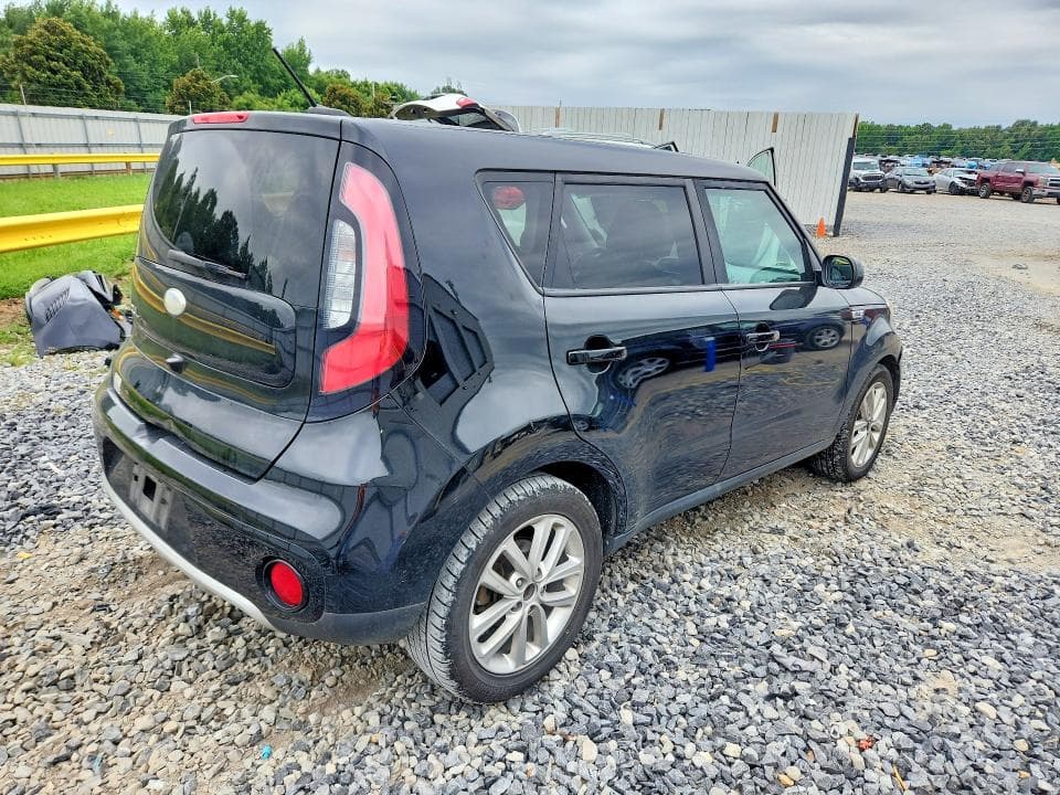 2018 KIA SOUL + 3