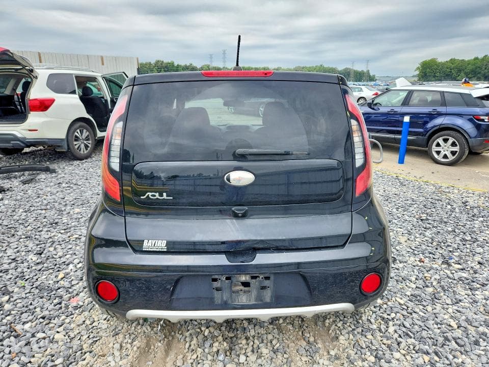 2018 KIA SOUL + 6