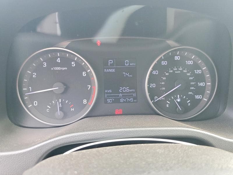2017 HYUNDAI ELANTRA SE 9