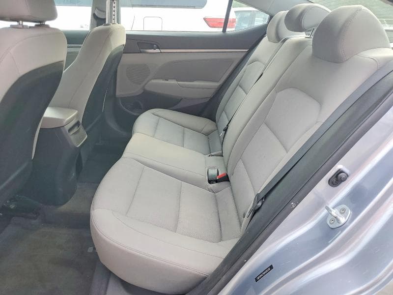 2017 HYUNDAI ELANTRA SE 10