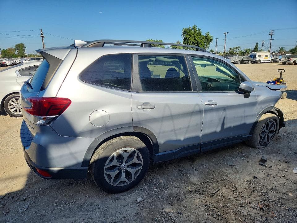 2020 SUBARU FORESTER PREMIUM PREMIUM 3