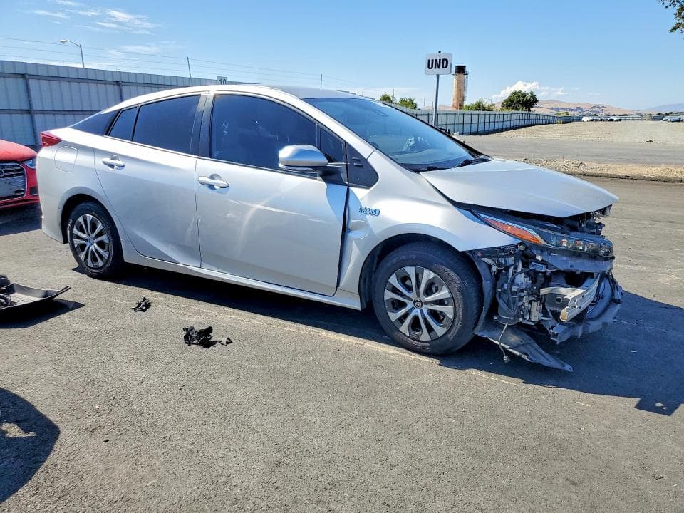 2021 TOYOTA PRIUS PRIME LIMITED 4