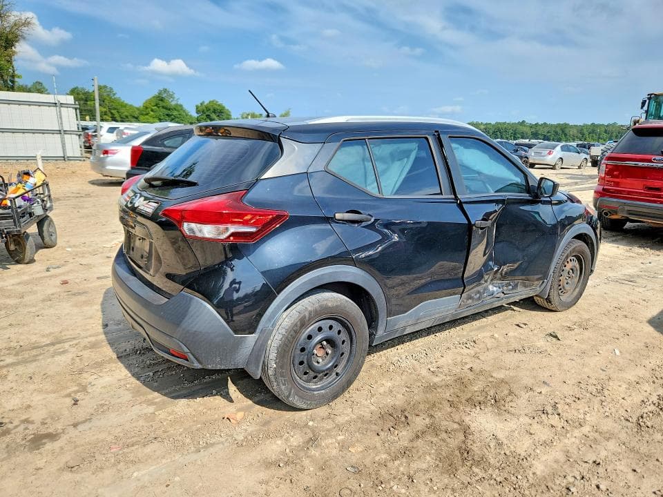 2019 NISSAN KICKS S 3