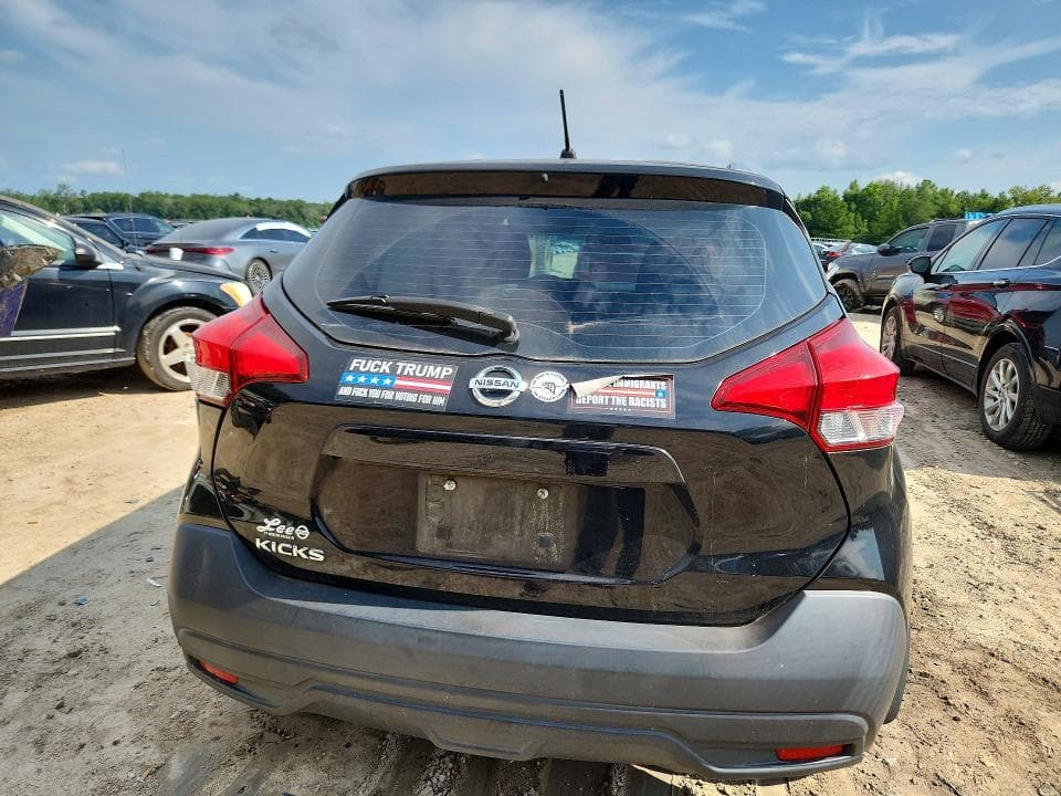 2019 NISSAN KICKS S 6