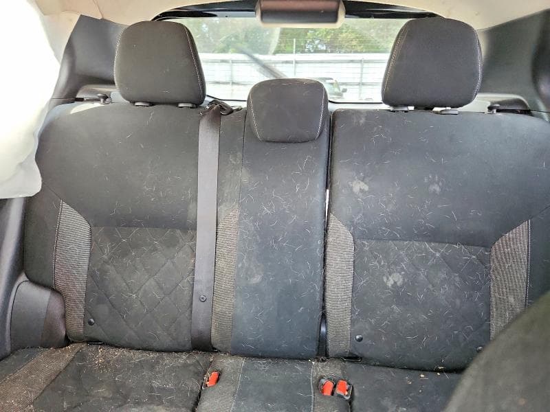 2019 NISSAN KICKS S 10