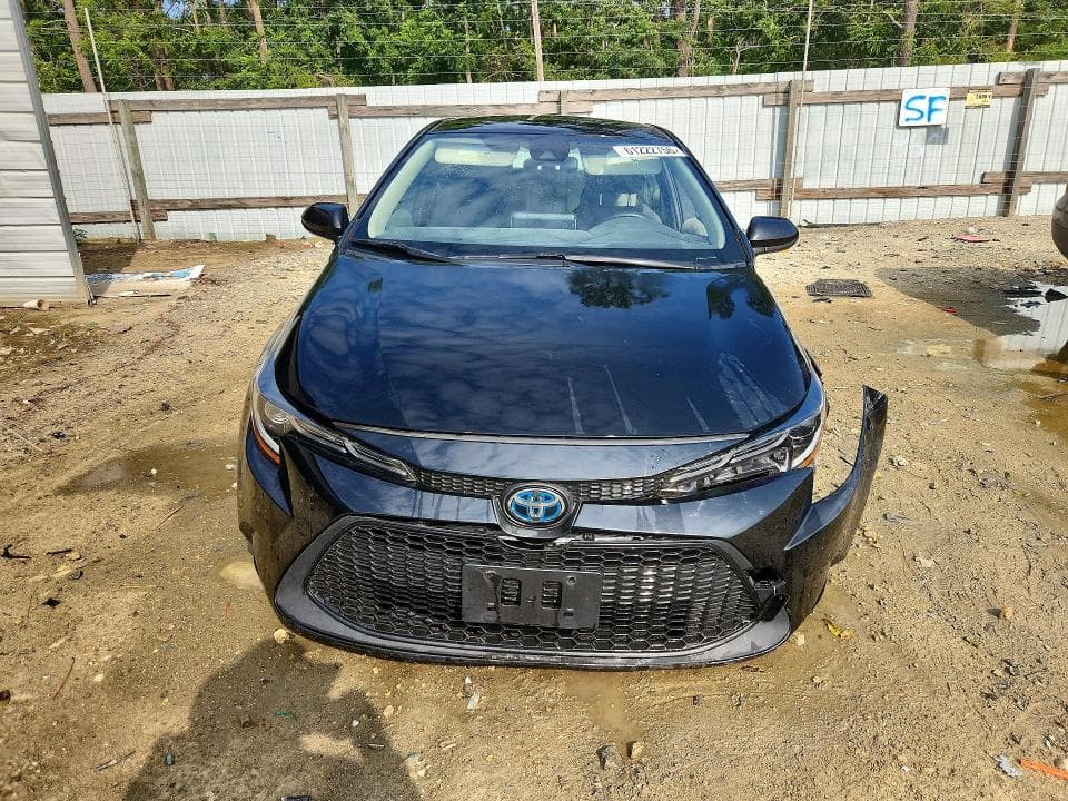 2021 TOYOTA COROLLA LE 5