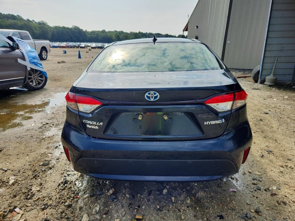 2021 TOYOTA COROLLA LE 6