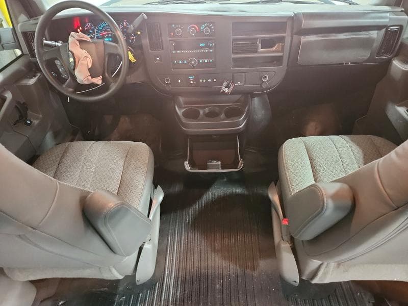 2025 CHEVROLET EXPRESS G3500 8