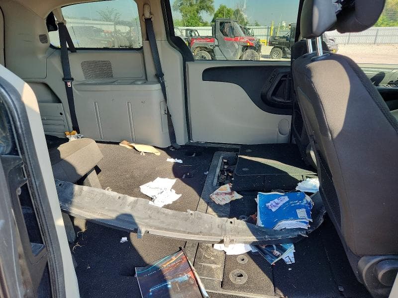 2018 DODGE GRAND CARAVAN SE 11