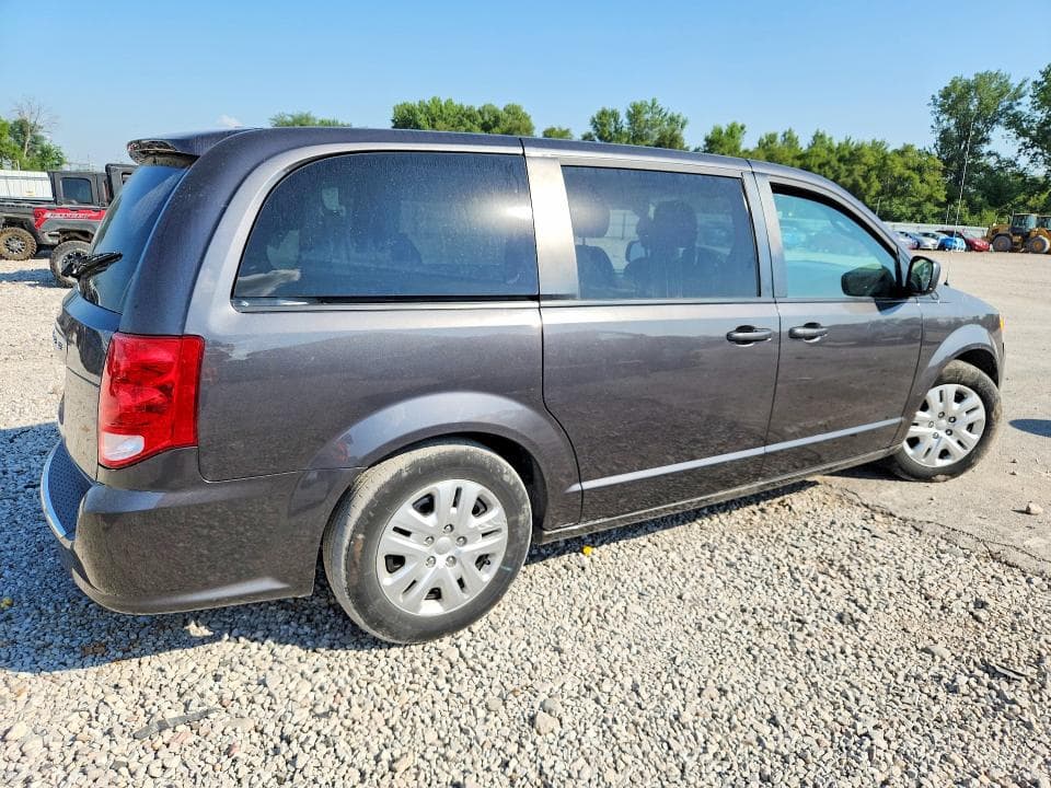 2018 DODGE GRAND CARAVAN SE 3