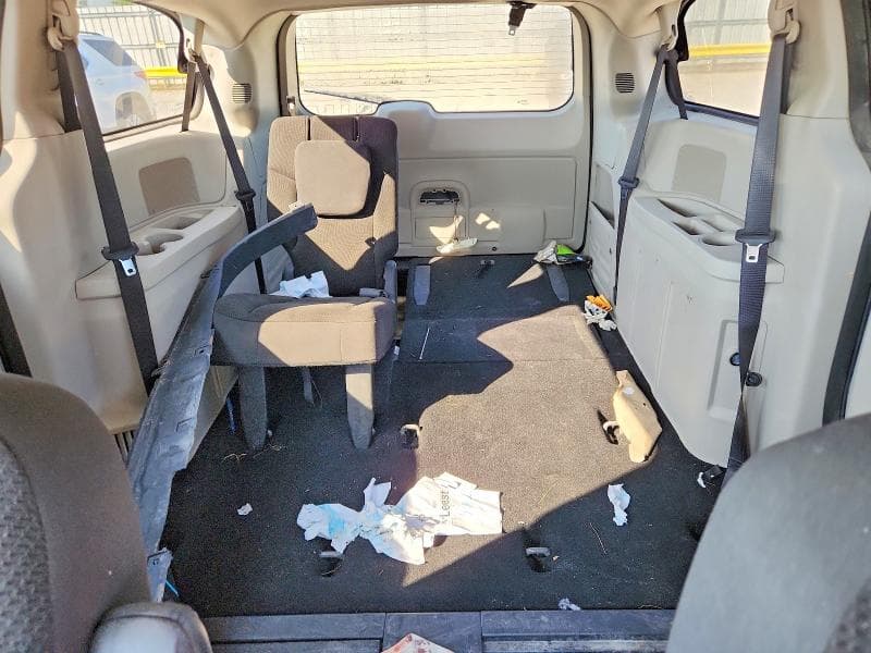 2018 DODGE GRAND CARAVAN SE 10