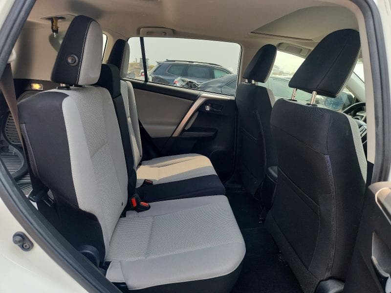 2018 TOYOTA RAV4 XLE XLE 10