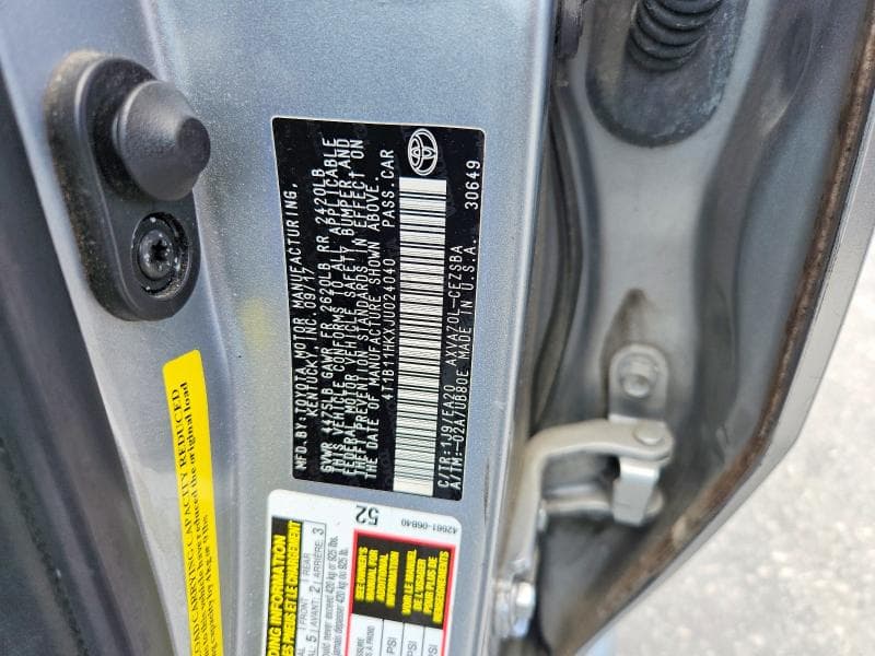 2018 TOYOTA CAMRY SE 12