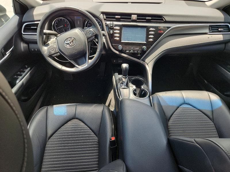 2018 TOYOTA CAMRY SE 8