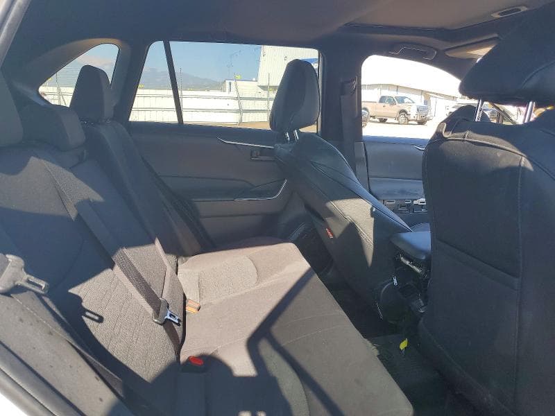 2021 TOYOTA RAV4 PRIME SE 11