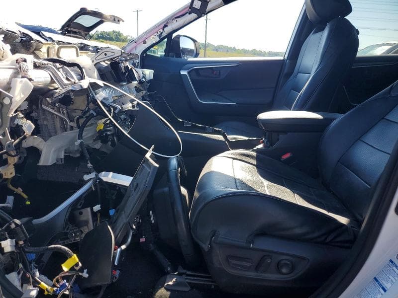 2021 TOYOTA RAV4 PRIME SE 7