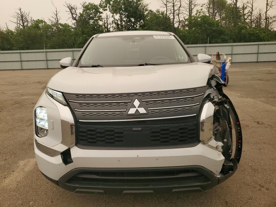 2022 MITSUBISHI OUTLANDER ES 5
