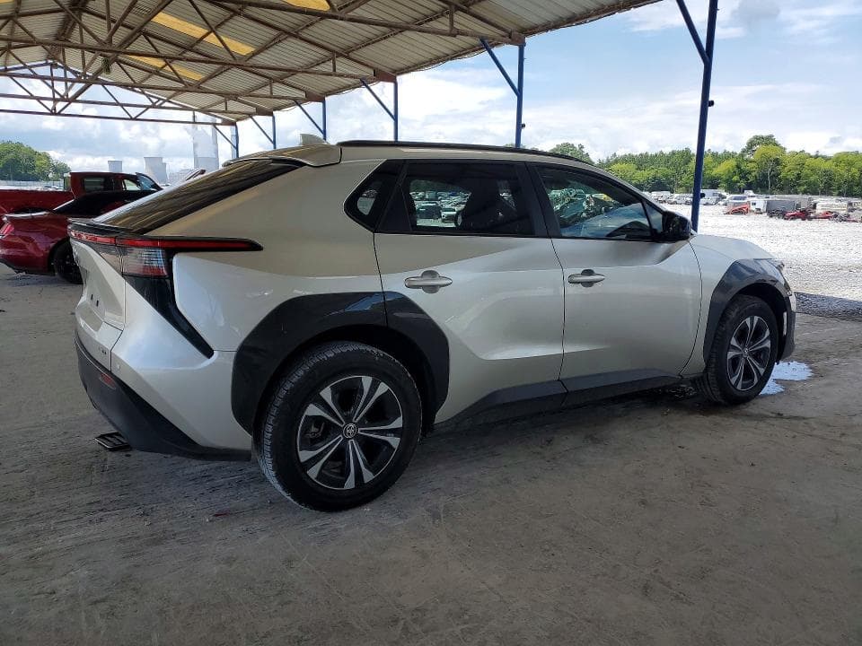 2024 TOYOTA BZ4X XLE 3