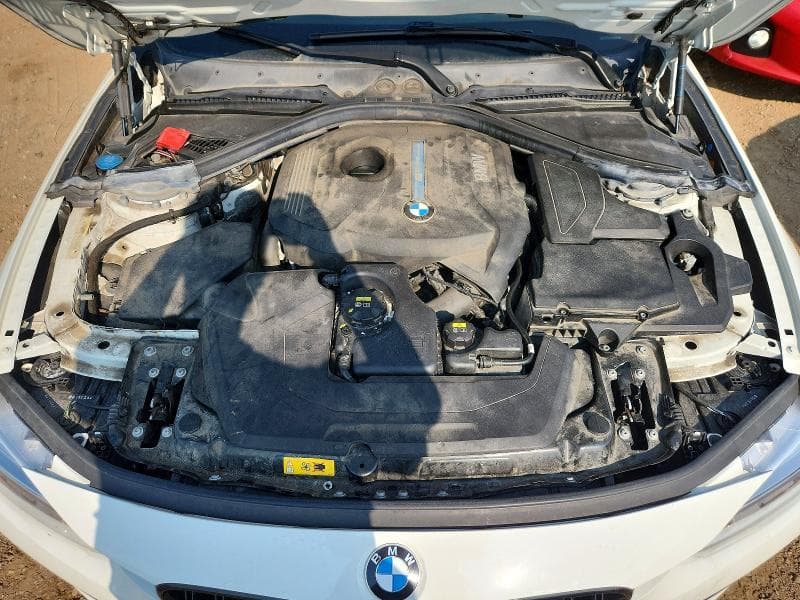 2017 BMW 3 11