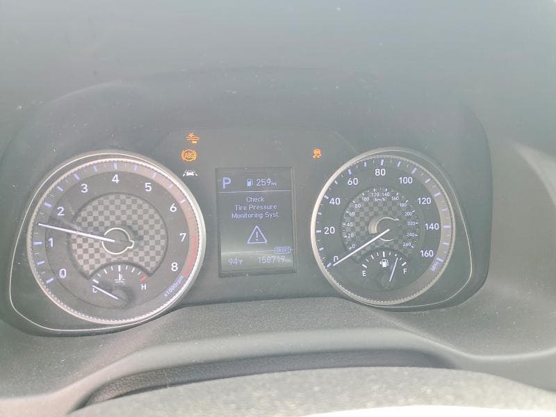 2019 HYUNDAI ELANTRA SEL 9