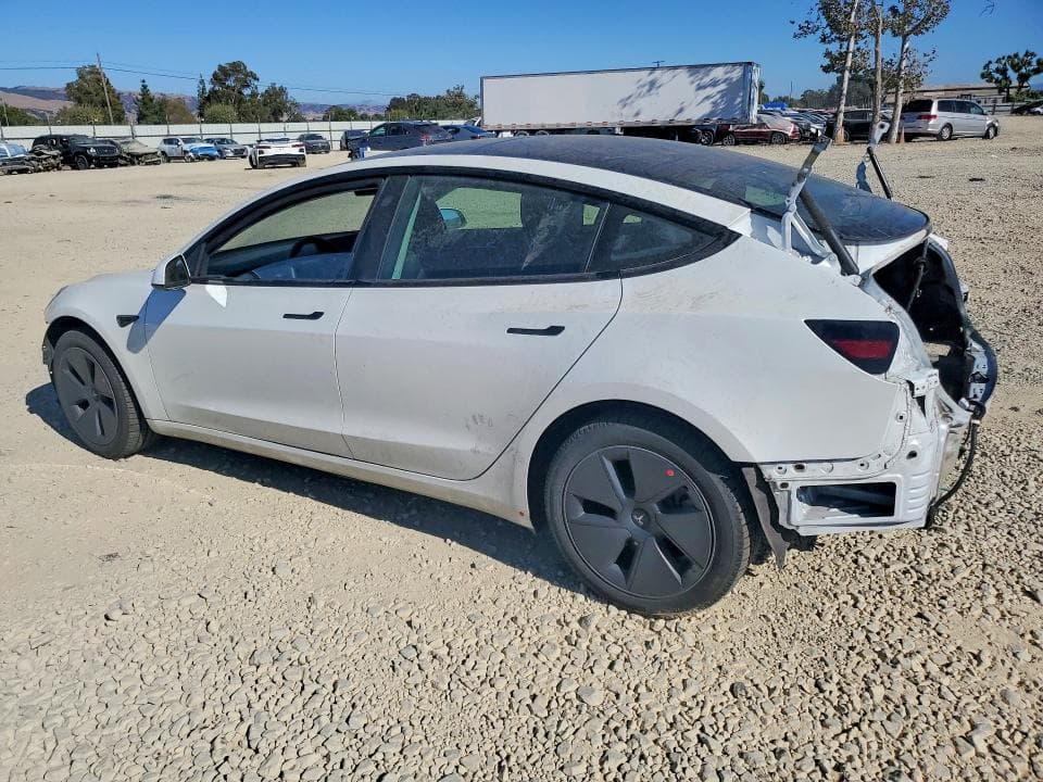 2023 TESLA MODEL 3 2