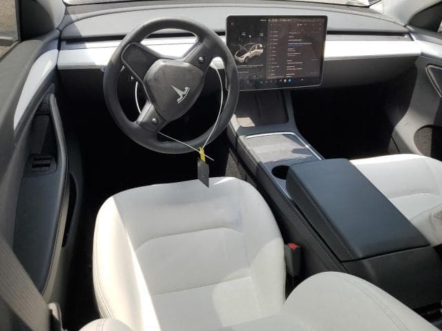 2023 TESLA MODEL Y 8