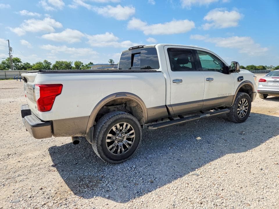 2017 NISSAN TITAN XD PLATINUM RESERVE 3