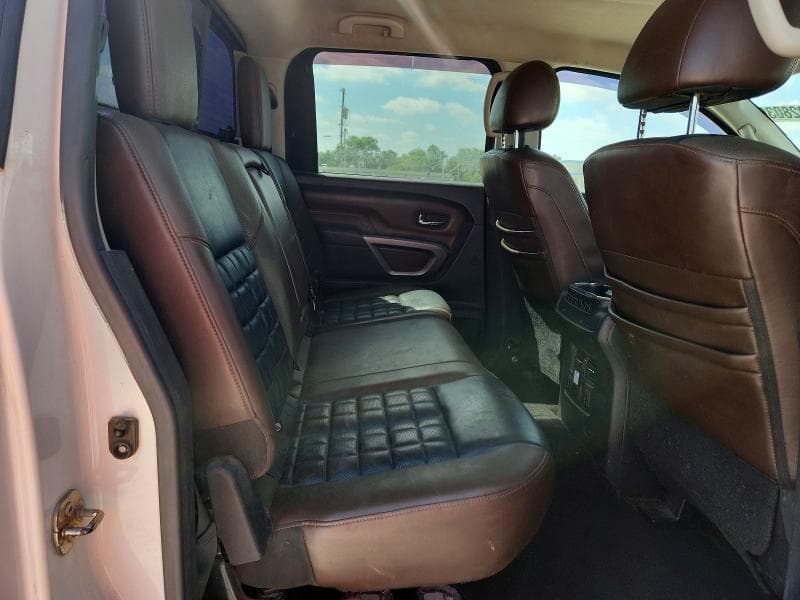 2017 NISSAN TITAN XD PLATINUM RESERVE 10