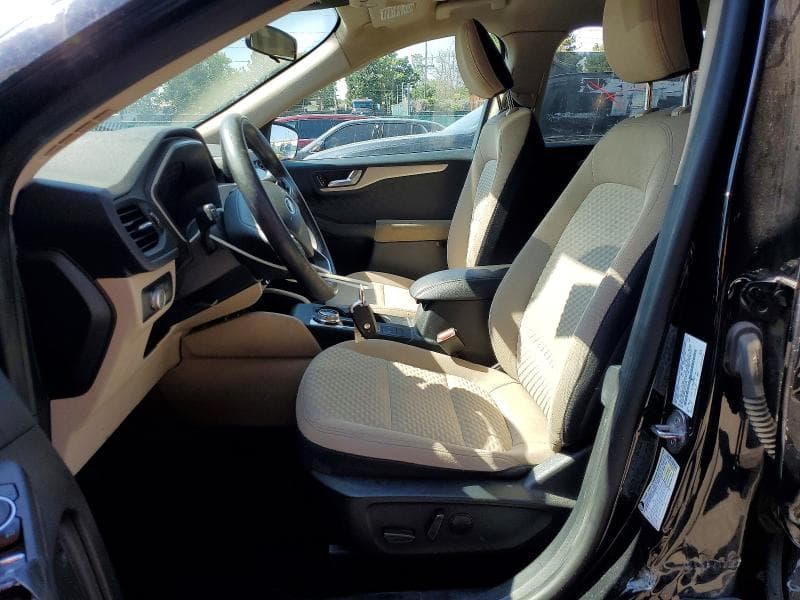 2020 FORD ESCAPE SE 7