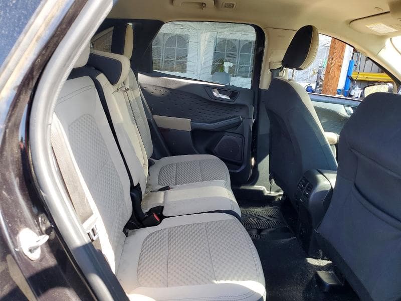 2020 FORD ESCAPE SE 10