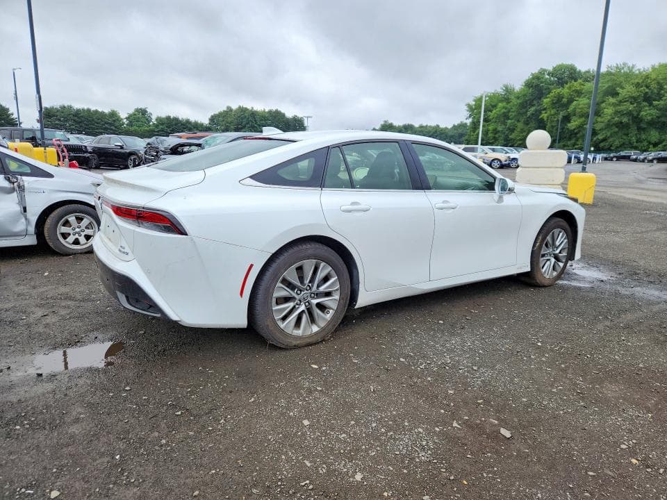 2021 TOYOTA MIRAI XLE XLE 4