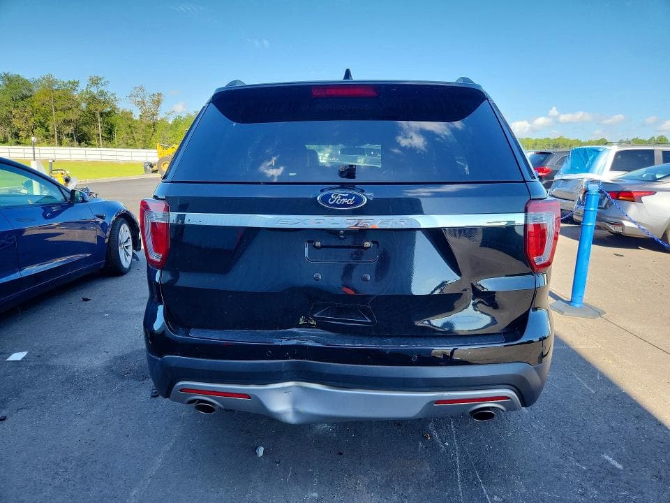 2017 FORD EXPLORER XLT 6