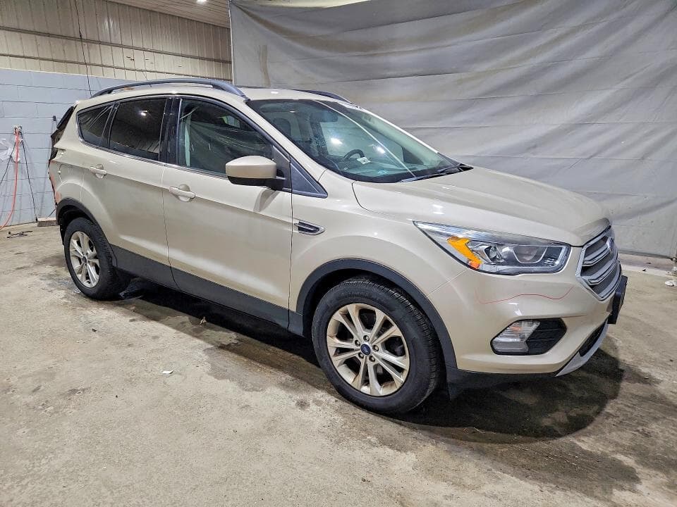 2018 FORD ESCAPE SEL 4