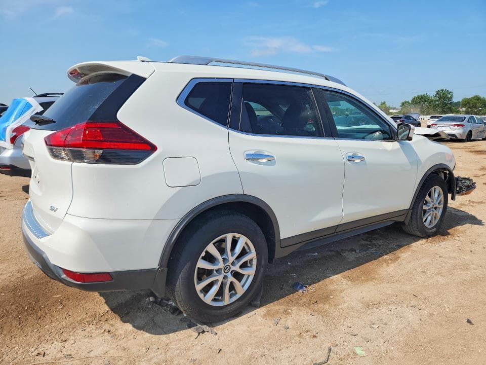 2017 NISSAN ROGUE SV 3