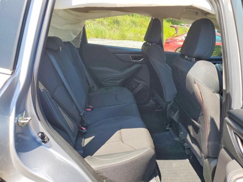2021 SUBARU FORESTER 11