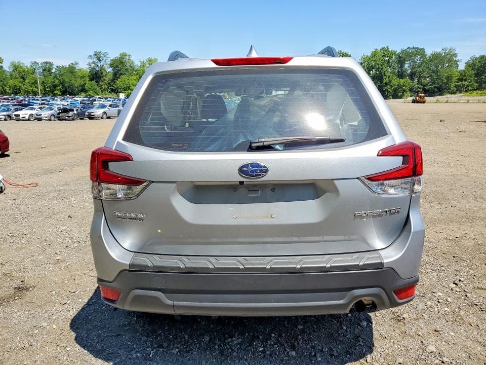 2021 SUBARU FORESTER 6