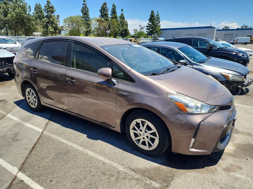 2017 TOYOTA PRIUS V FOUR 4