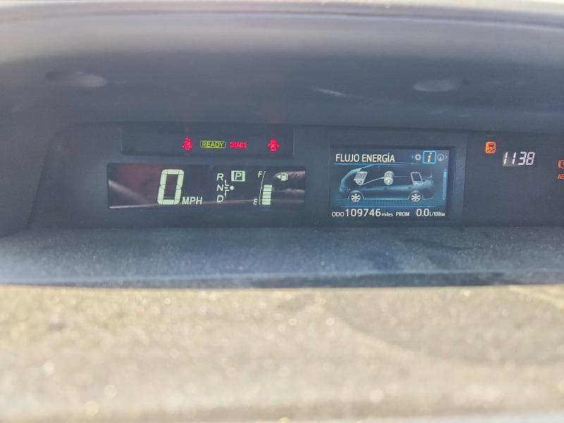 2017 TOYOTA PRIUS V FOUR 9