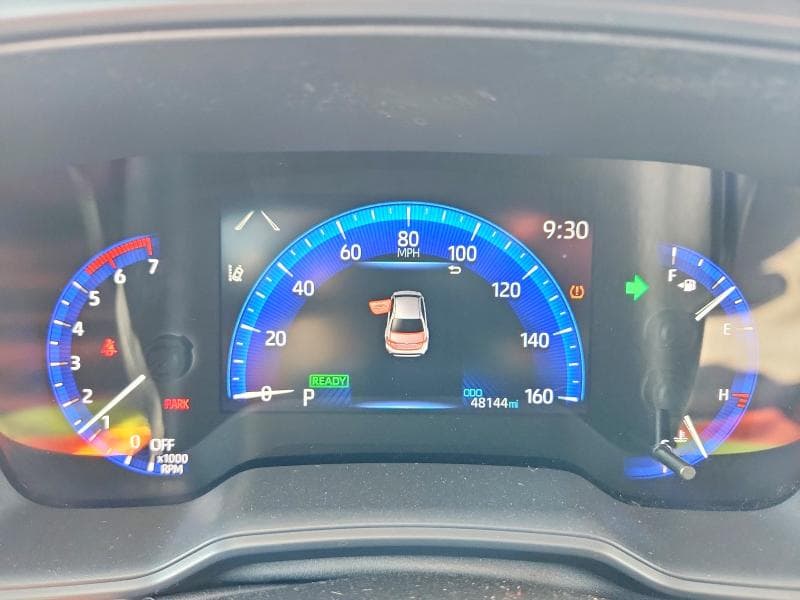 2021 TOYOTA COROLLA LE 9