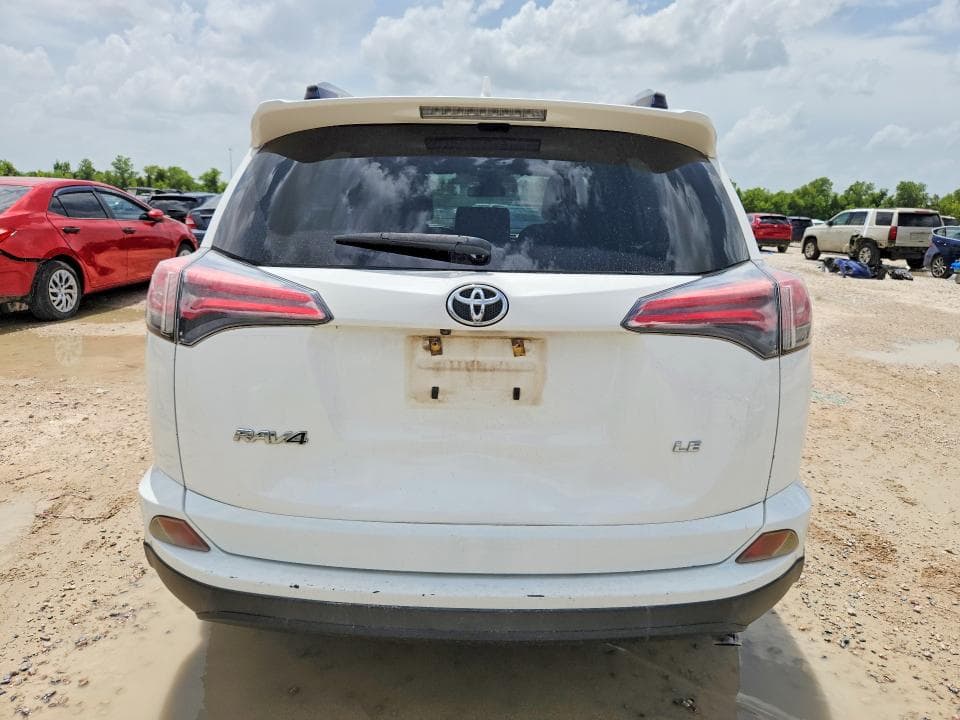 2018 TOYOTA RAV4 LE 6