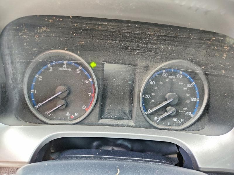 2018 TOYOTA RAV4 LE 9