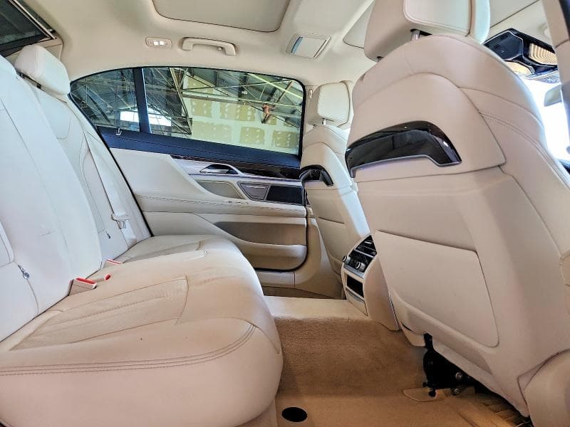 2020 BMW 740 I 10