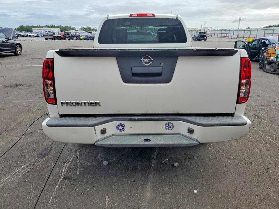 2019 NISSAN FRONTIER S 6