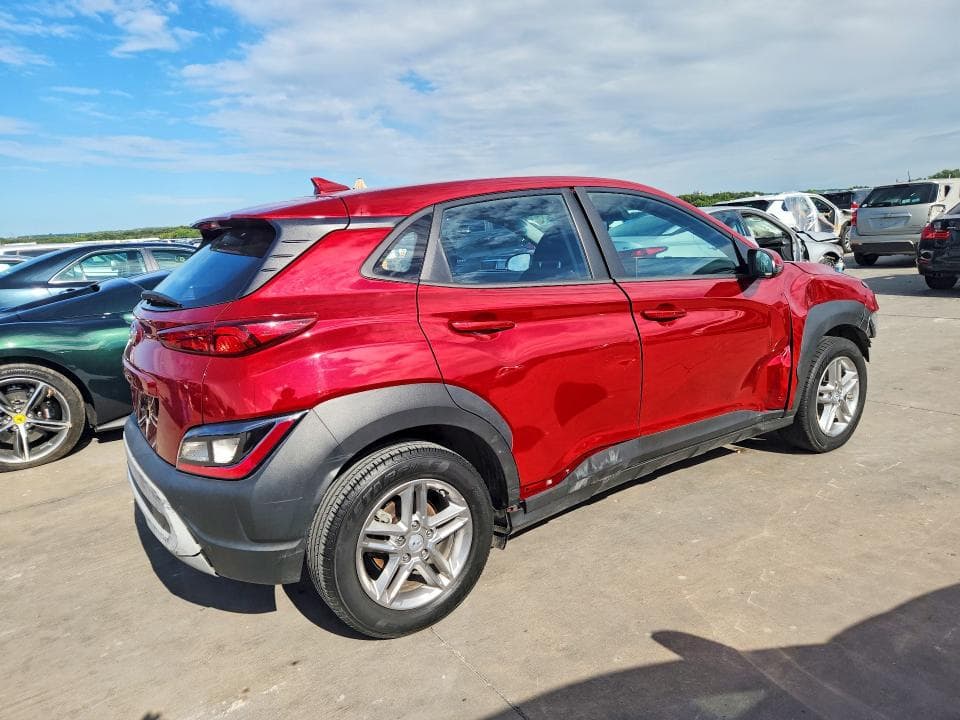 2023 HYUNDAI KONA SE SE 3