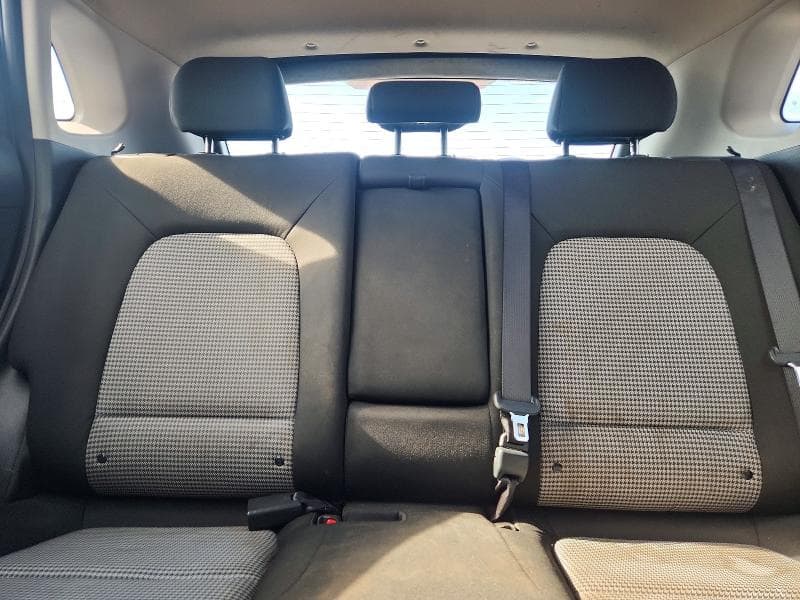 2023 HYUNDAI KONA SE SE 10