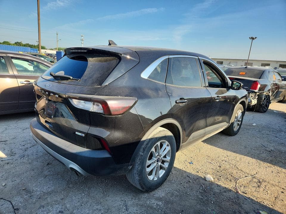 2020 FORD ESCAPE SE 3