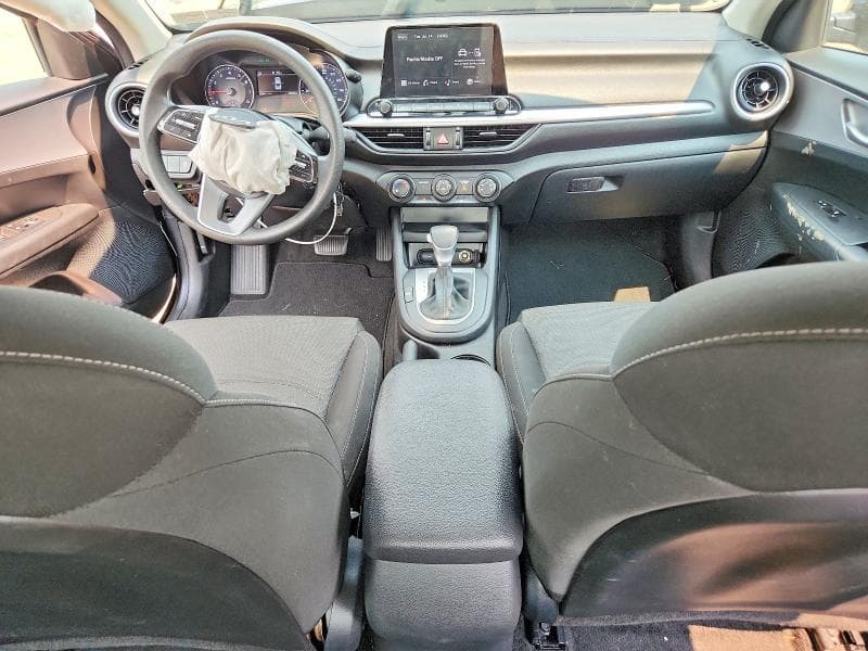 2023 KIA FORTE LXS 8