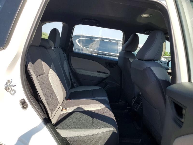 2025 SUBARU FORESTER 11