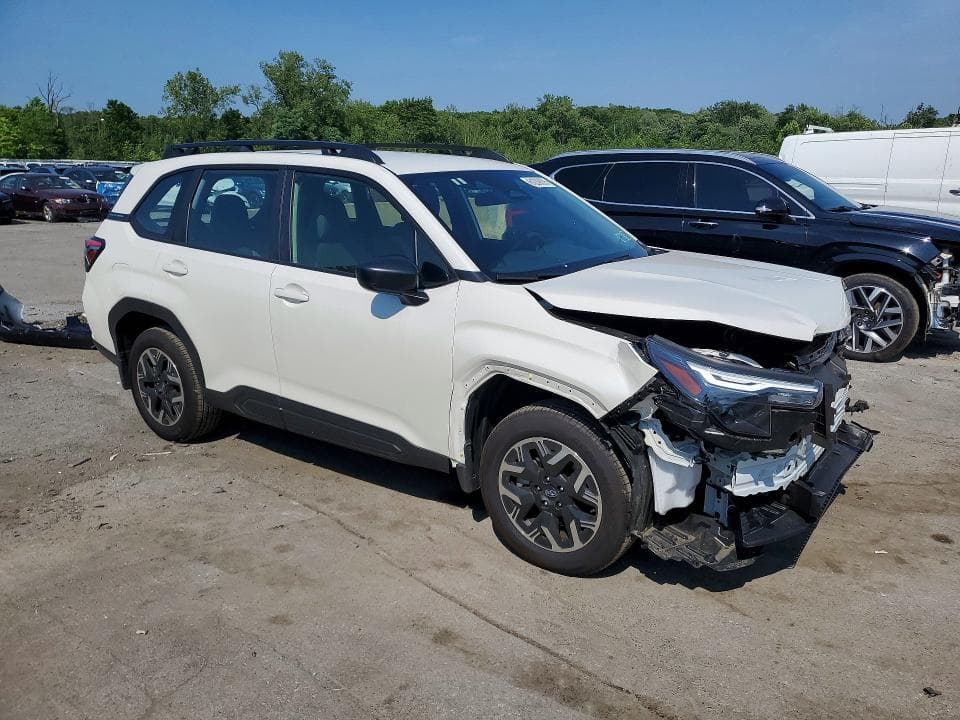 2025 SUBARU FORESTER 4